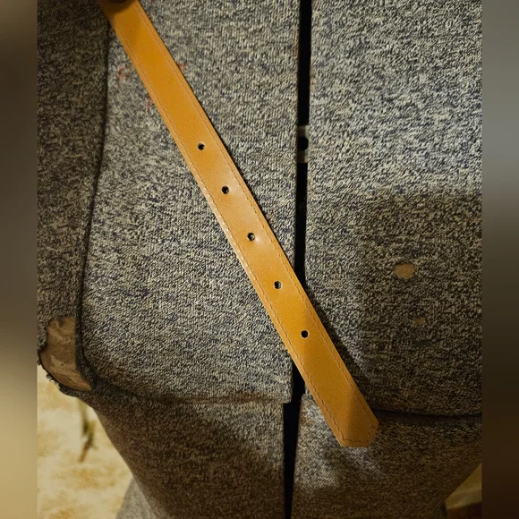 Vintage 1980s Metallic Gold Belt - Picture 6 of 7